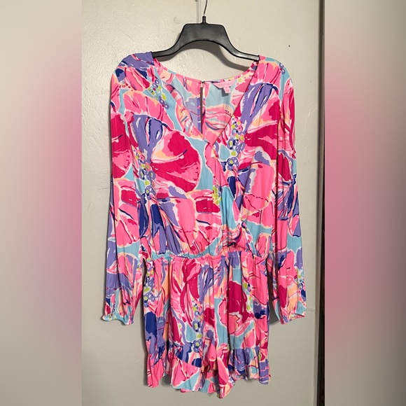 Lilly Pulitzer long sleeve romper - Picture 1 of 5